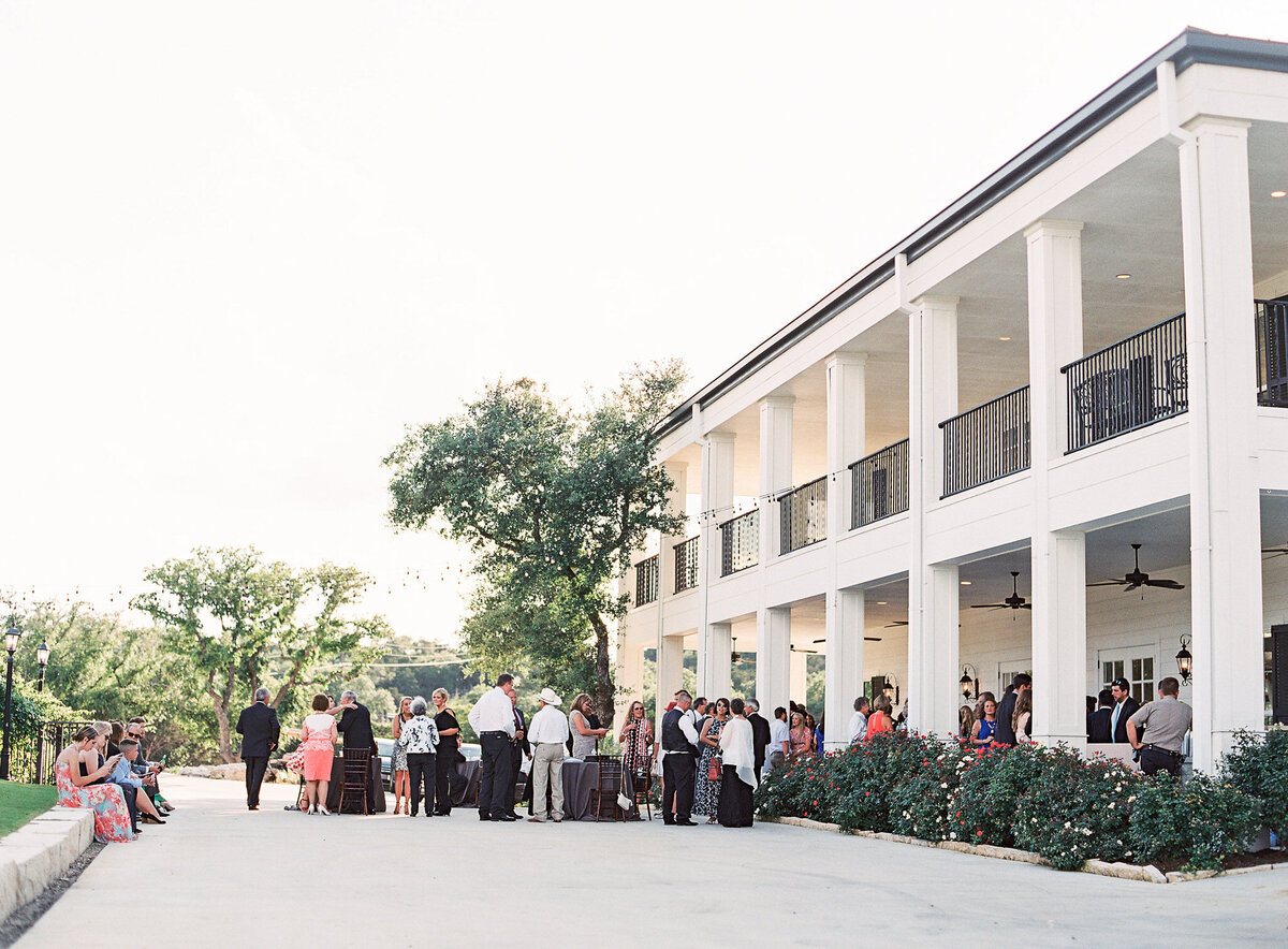 Kendall-Point-Texas-Wedding-Venue-Kayla-Barker-Photo3