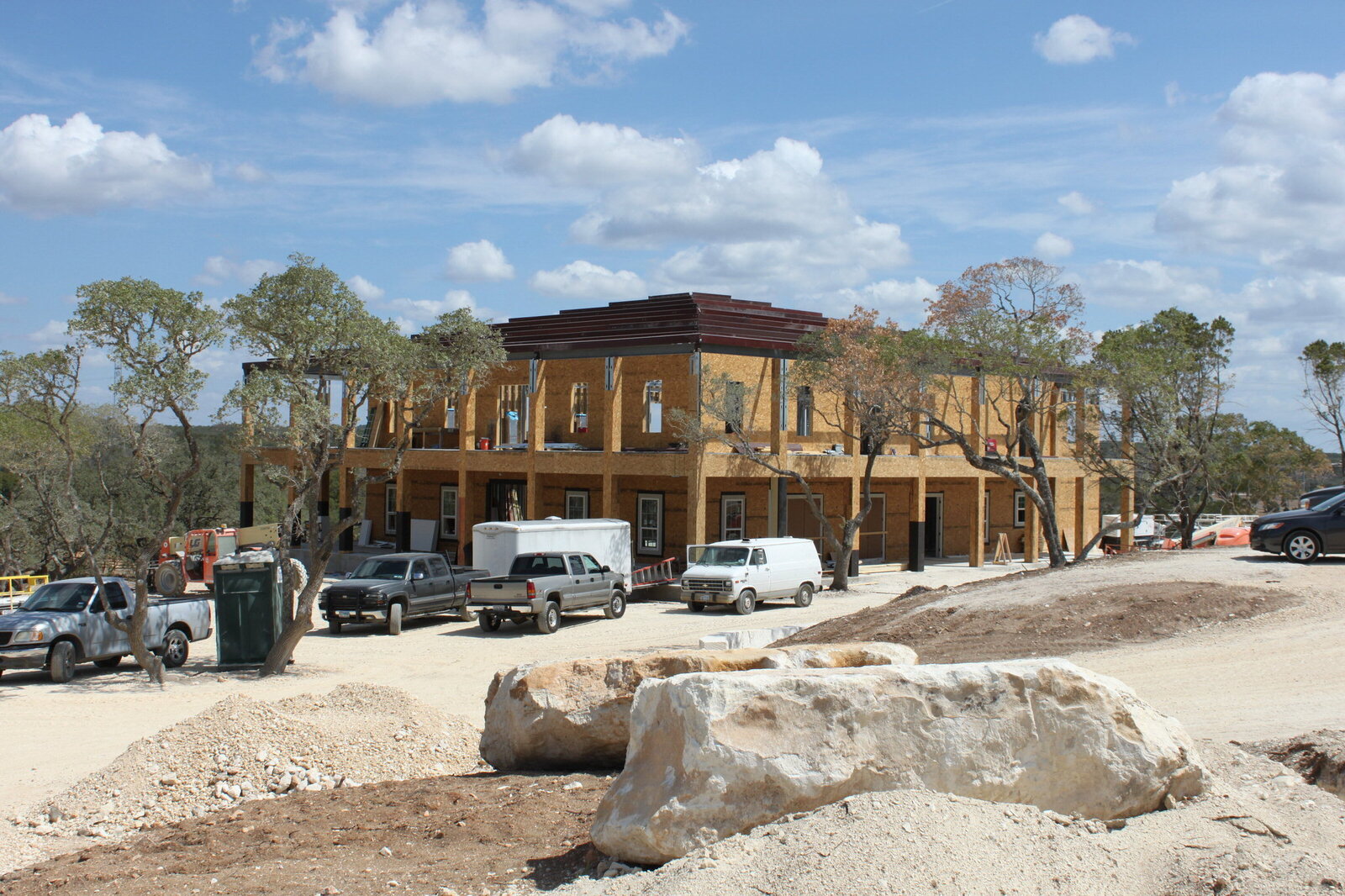 The building of Kendall Point.